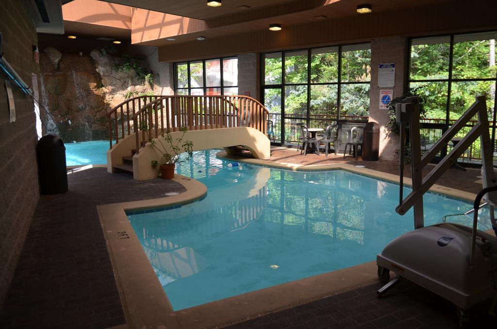Zoders Inn And Suites Gatlinburg Exteriör bild