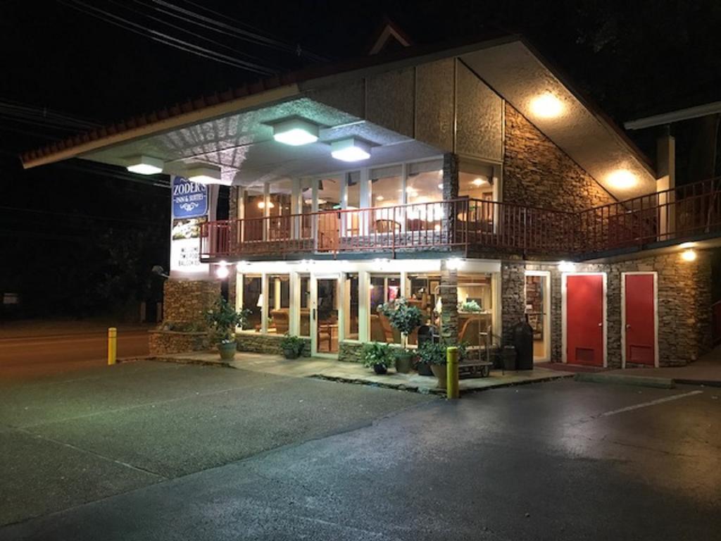Zoders Inn And Suites Gatlinburg Exteriör bild